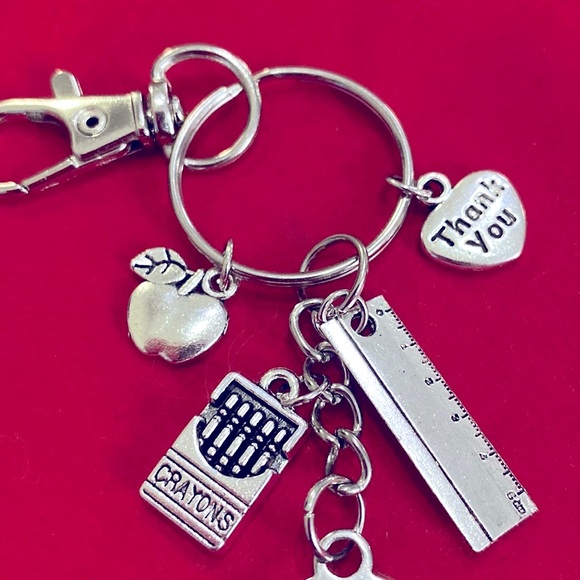 Teacher Keychain Purse Charm Gift It Takes A Big Heart To Teach Little M… - Picture 3 of 4